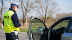 Katowice: dwa zgłoszenia, dwie pijane osoby za kółkiem